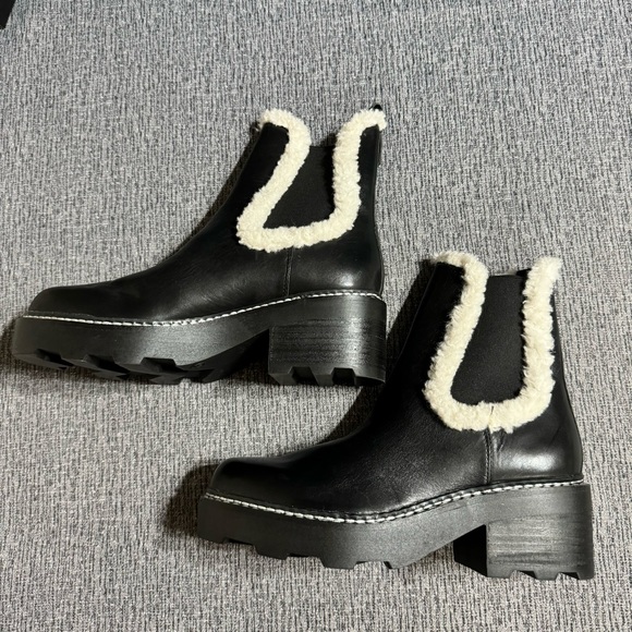 Calvin Klein Women’s Anissa Lug Sole Block Heel Cozy Faux Fur Chelsea Booties - Picture 5 of 16